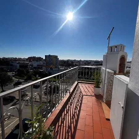 Privado Com Cama De Casal Em Penthouse Com Bbq * Portimao