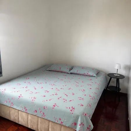 Homestay Privado Com Cama De Casal Em Penthouse Com Bbq Portimao